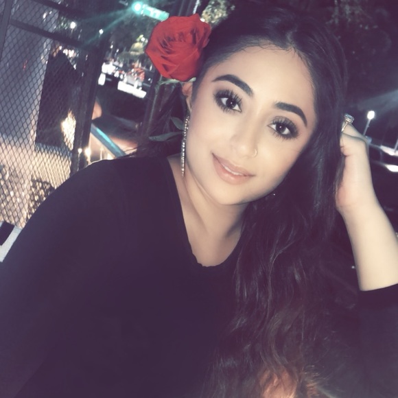 Meet your Posher, Shahzadi - Picture 1 of 1